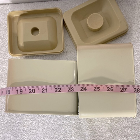 Vintage Ekco Beige Painted Metal Coffee Tea Canisters W Plastic Lids - Picture 3 of 13